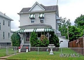 1st image of 606 30th St
