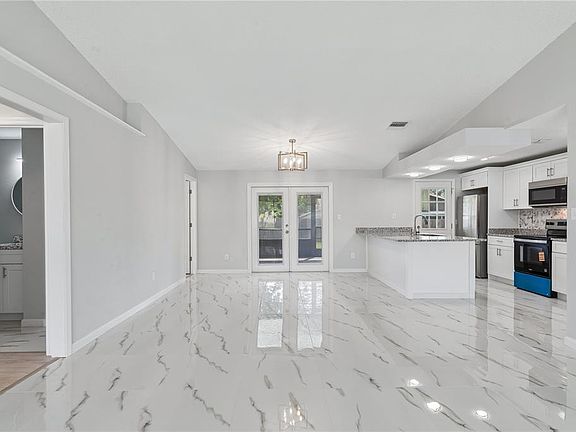 5th image of 5588 GARDEN GROVE CIRCLE