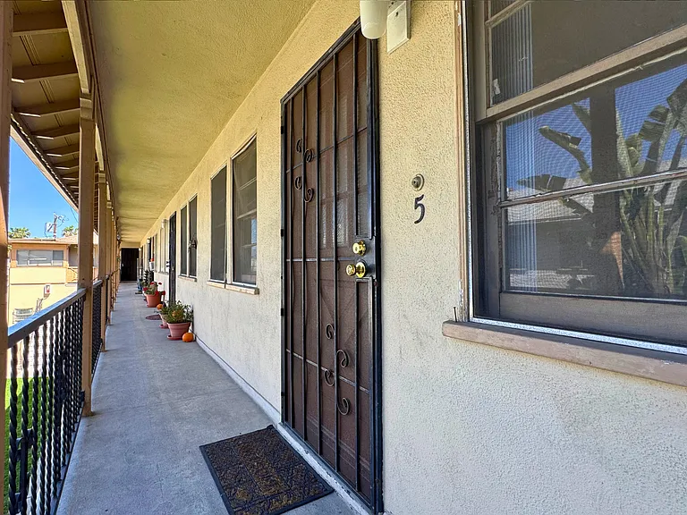3821 Lockland Dr #5 — Photo 9