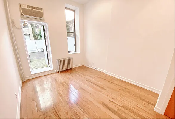 Rented by Berkshire Hathaway HomeServices New York Properties | media 20