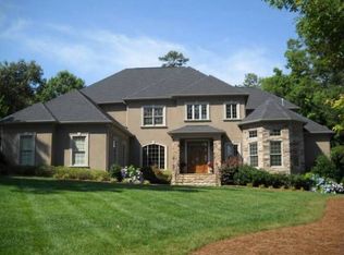 8225 Victoria Lake Dr, Waxhaw, NC 28173