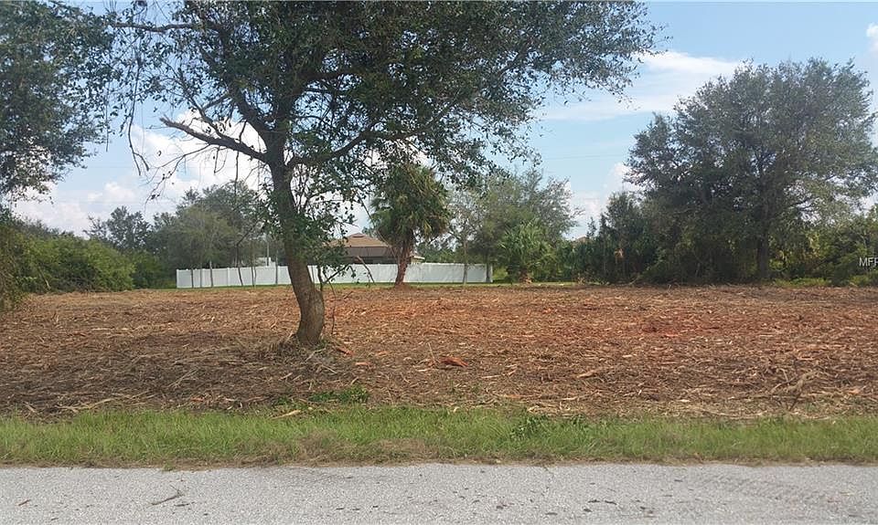 1st image of 12733 Gulfstream Blvd