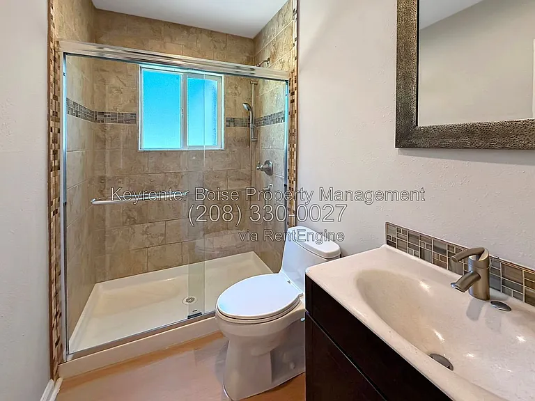2208 W State St — Photo 11