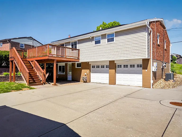 4304 Paradise Dr — Photo 21