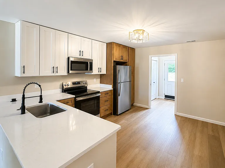10494 Canter Way #10496 — Photo 4
