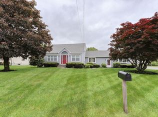 47 Forest St, Franklin, MA 02038