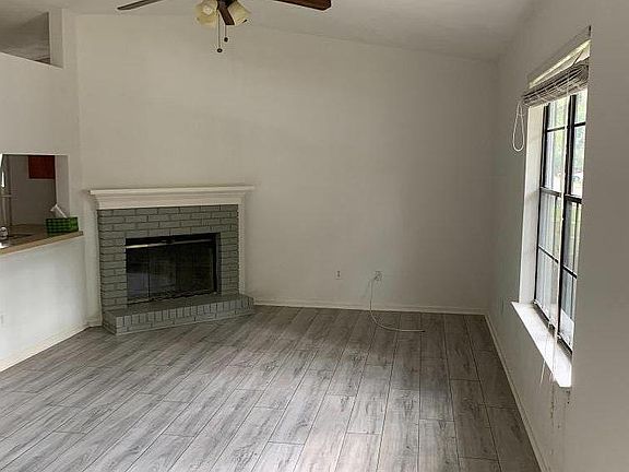 4th image of 274 Whetherbine Way E