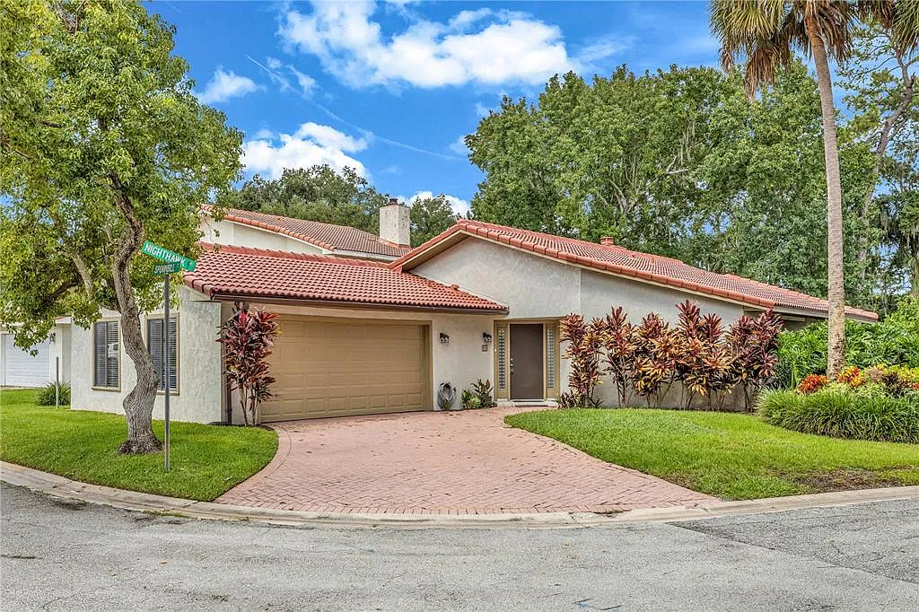 3 bed, 2.5 bath, 1695 sqft, $2,750 — Photo 1
