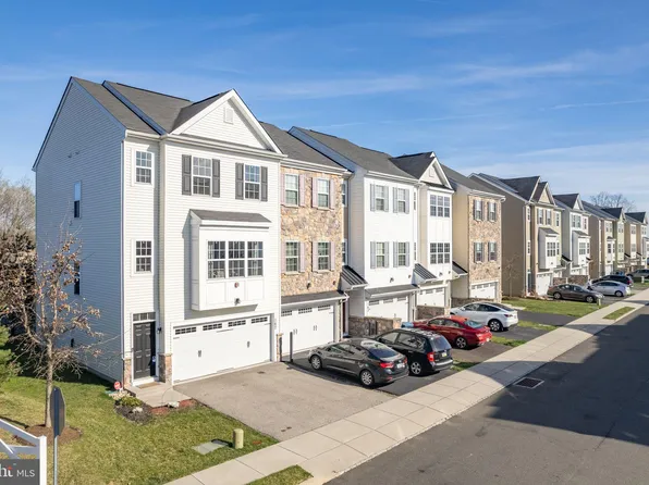 167 Mercer Ct, Fairless Hills, PA 19030