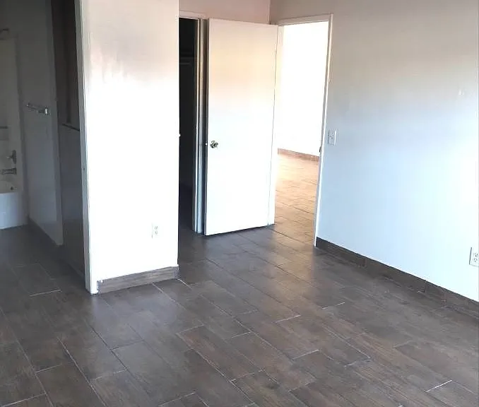 577 Montecito Ave — Photo 5