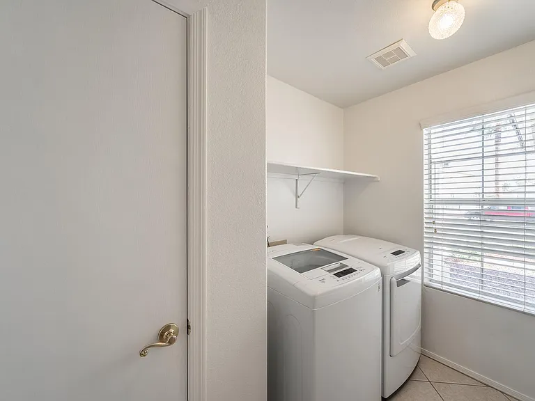11820 S 45th St — Photo 22