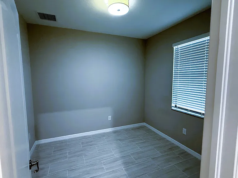 9444 Glenforest Dr — Photo 13