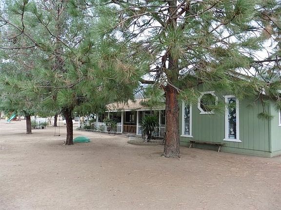 3rd image of 29607 Windchime Ln