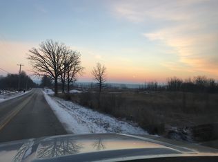 S68W29394 Valley Woods Pass, Mukwonago, WI 53149