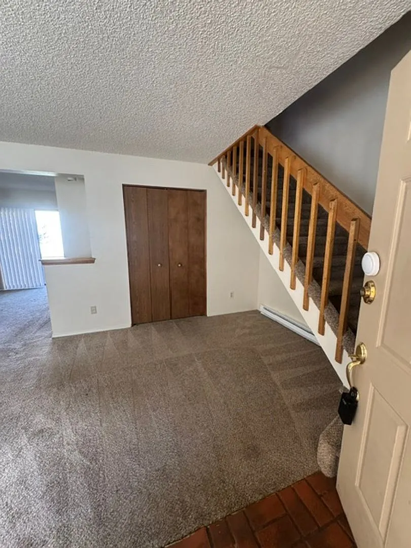 2 Bedroom Townhome with a fireplace — Photo 3