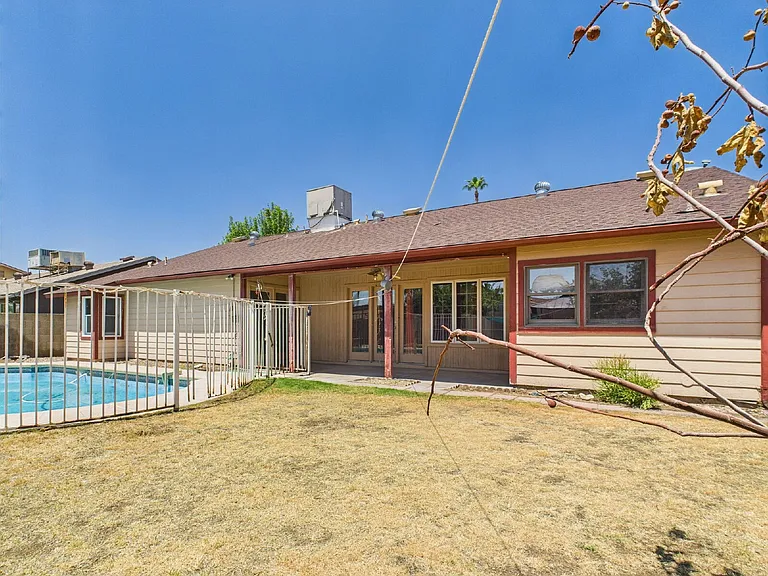 4533 W Brown St — Photo 24