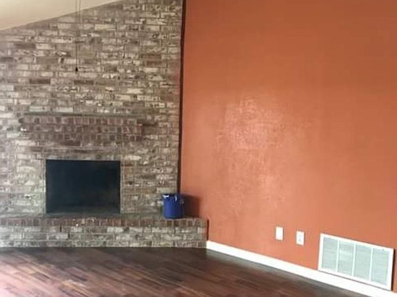 5th image of 2421 Boca Chica Dr