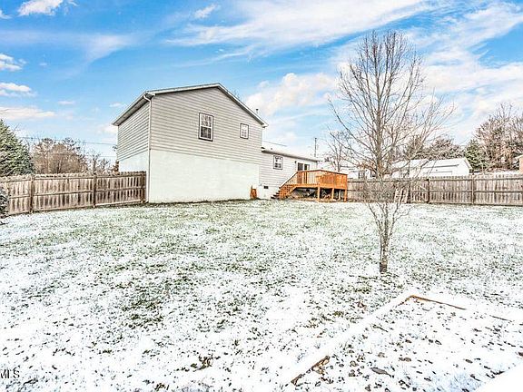 4th image of 5901 Antiqua Ln