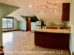 3636 SW Troy St #1, Portland, OR 97219