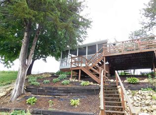 25883 206th Ave, Manchester, IA 52057