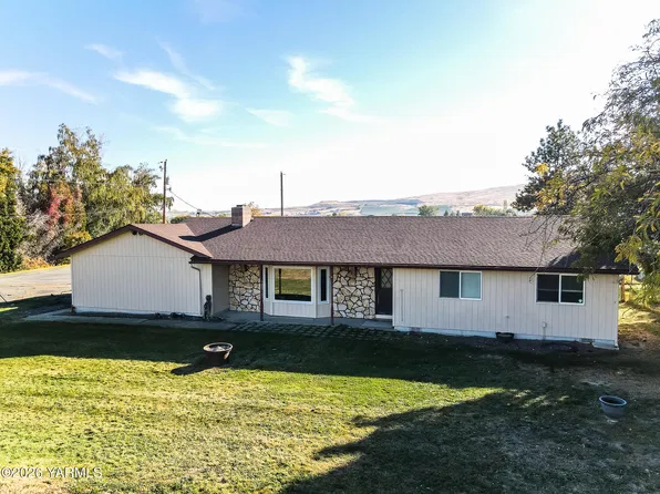 1130 Thompson Rd, Cowiche, WA 98923