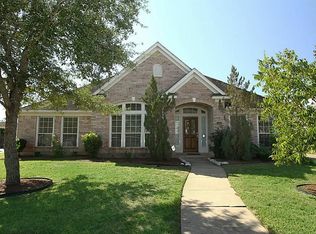 5906 Hollow Bank Ln, Sugar Land, TX 77479