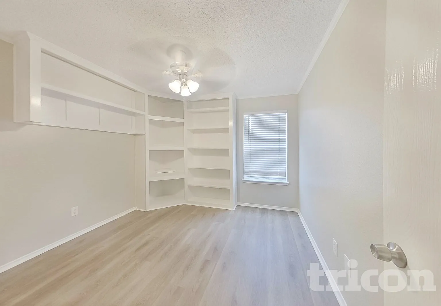 6429 Riverwater Trl Fort Worth TX — Photo 4