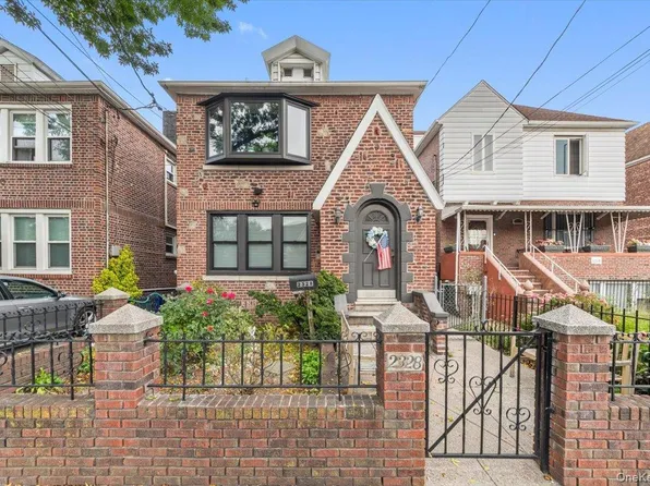 2328 Esplanade, Bronx, NY 10469