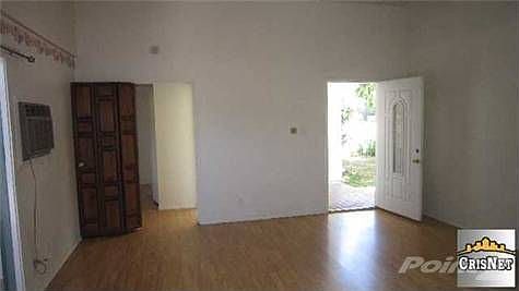 3rd image of 7755 Tampa Ave