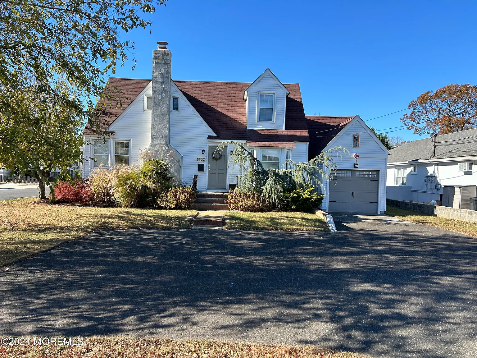 1527 Beaver Dam Rd photo 1