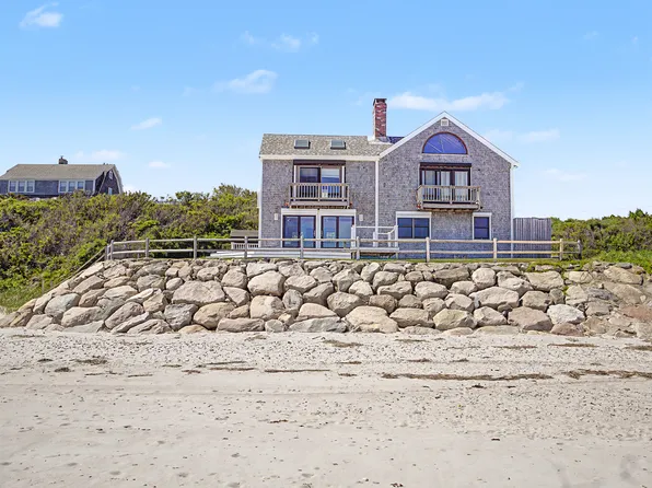 14 Captain Crocker Rd, East Sandwich, MA 02537