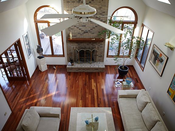 4th image of 2885 Oakwood Dr