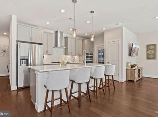 2319 Field Point Rd UNIT 108, Herndon, VA 20171