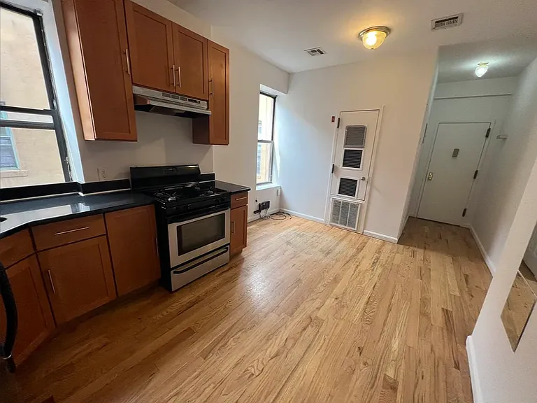 1495 Bushwick Ave #4BB — Photo 3