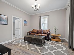 517 S Hamilton St, Lockport, IL 60441