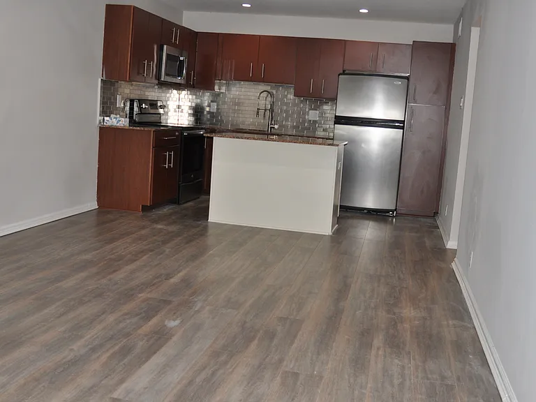 5310 Fleetwood Oaks Ave #234 — Photo 4