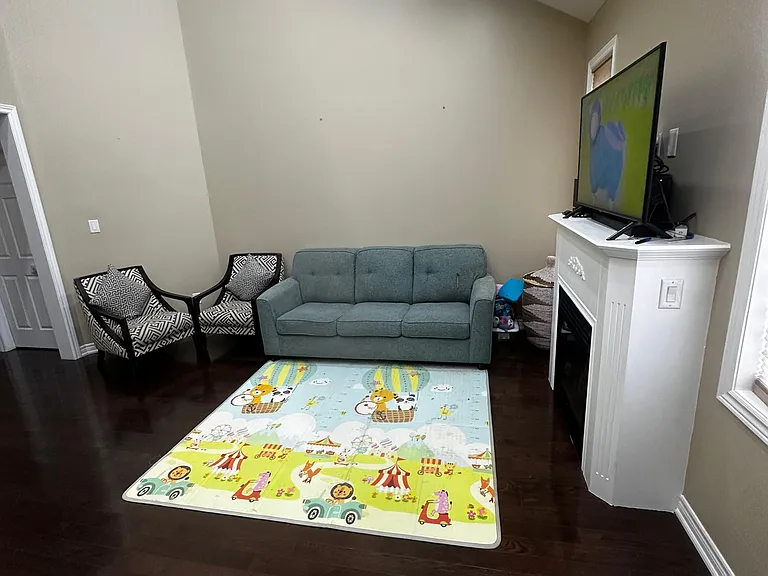 326 Chandler Cres #UPPER — Photo 7