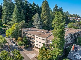 2393 SW Park Pl UNIT 210, Portland, OR 97205
