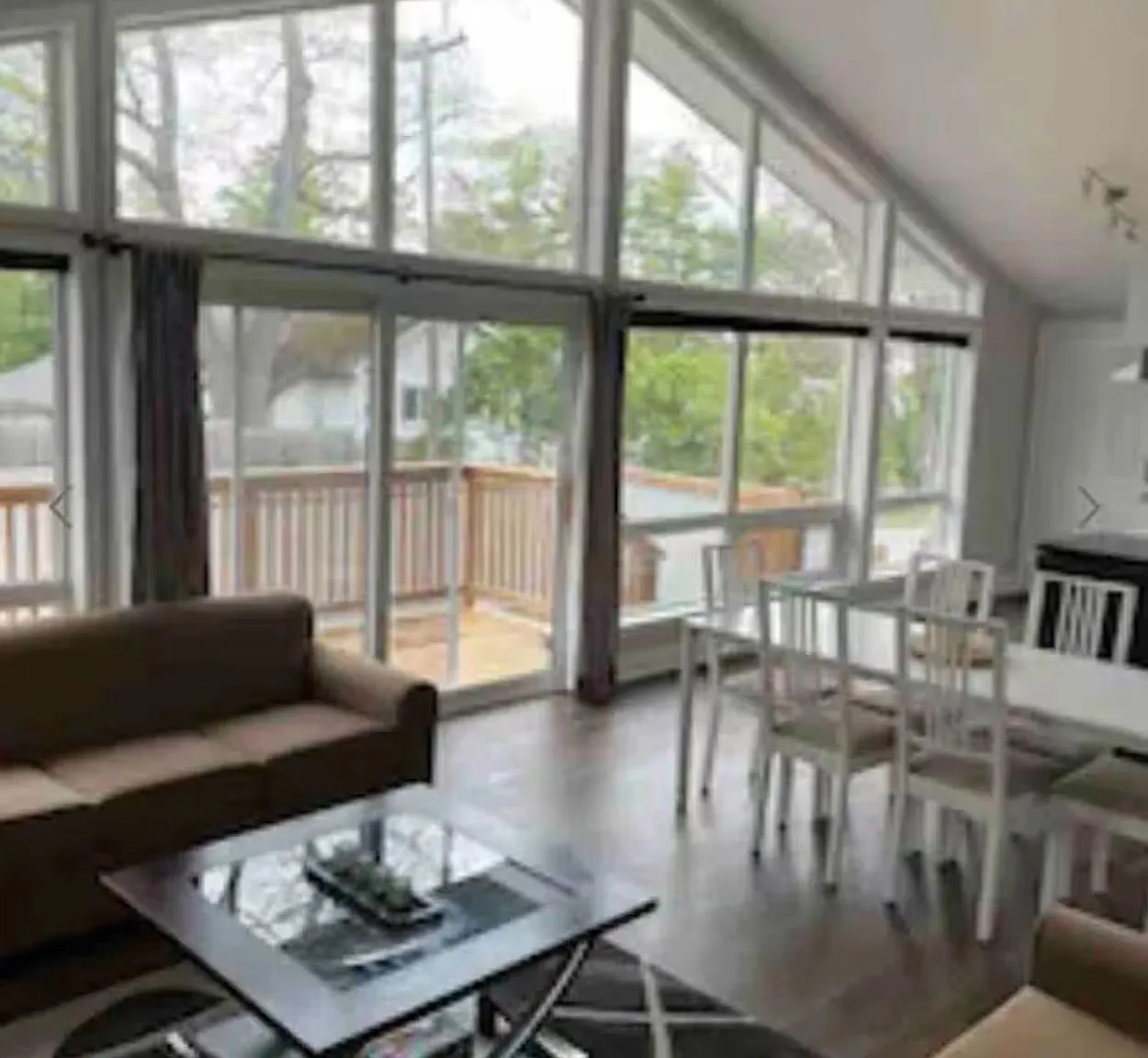 3 bed, $2,300 — Photo 4
