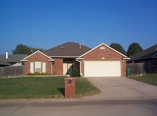 1912 Cherokee Trl, Choctaw, OK 73020