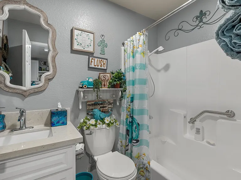 43639 Park Ave — Photo 22