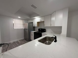 7866 Niagara Ave, Tampa, FL 33617