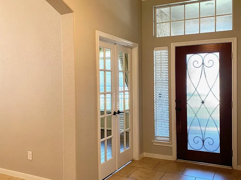 24823 Dutton Point Dr — Photo 5