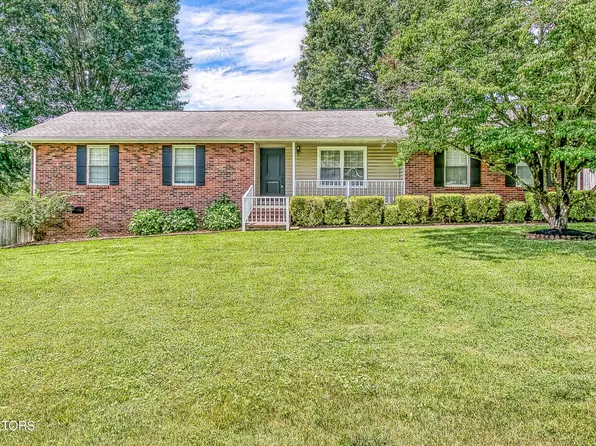 301 Foster Dr, Lenoir City, TN 37772