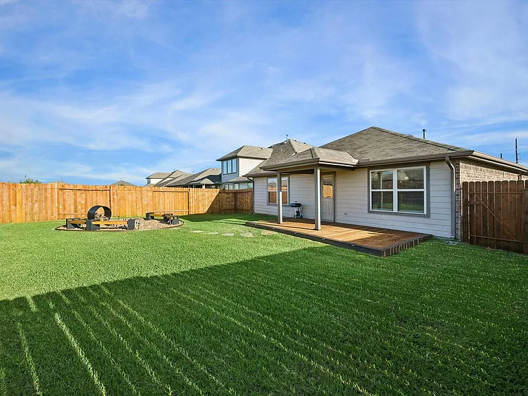 29523 Patricias Way — Photo 22