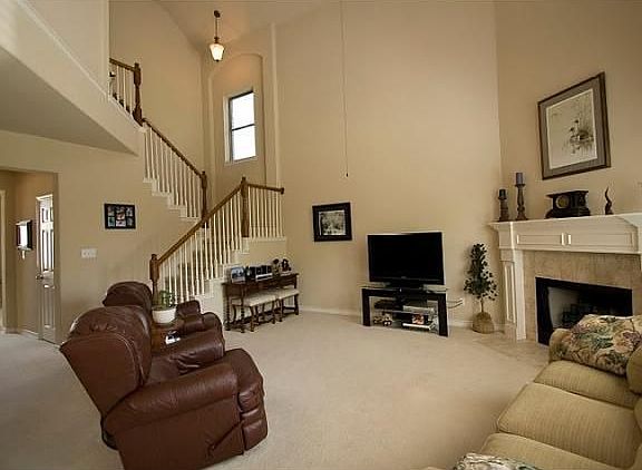 4th image of 132 Fairwood Dr