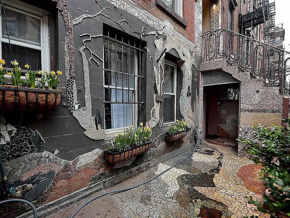 1st image of 276 E 10th St #F