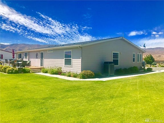 3rd image of 413 Desert Aire Dr SW