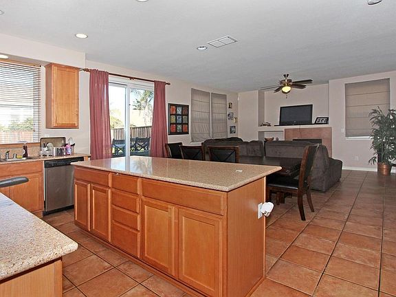 3rd image of 1809 Marinette Ln