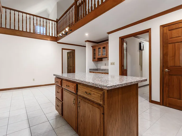 100 E Dublin Granville Rd #1 — Photo 12